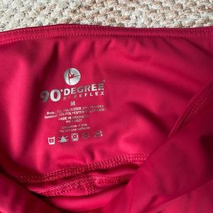 Medium sized leggings